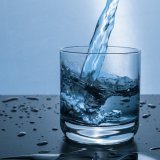 eau-potable_couv_eau-verre