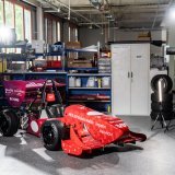 La voiture Bella Lui dans les locaux partagés par Imperix et la Valais-Wallis Racing Team à Sion