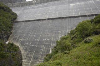 Le barrage de la Grande Dixence est désormais inaccessible à cause d'un éboulement (photo d'illustration). KEYSTONE/ALESSANDRO DELLA VALLE