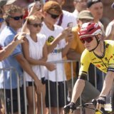 L'équipe de Jonas Vingegaard a été victime d'un cambriolage sur la Vuelta. KEYSTONE/AP/Marco Alpozzi