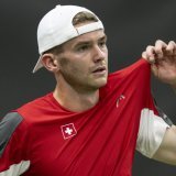 Jérôme Kym a subi une défaite frustrante vendredi à Bienne KEYSTONE/PETER SCHNEIDER