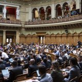 Le National a accepté de limiter au niveau cantonal le droit de recours des organisations environnementales contre les seize projets hydroélectriques (archives). KEYSTONE/ANTHONY ANEX