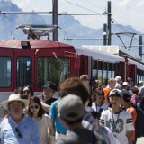 Les remontées mécaniques suisses ont connu une forte affluence estivale (archives). KEYSTONE/GAETAN BALLY