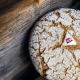 La fête dédiée au pain de seigle "Lo Pan New" s'invite en Valais les 18 et 19 octobre. (image d'illustration) KEYSTONE/JEAN-CHRISTOPHE BOTT