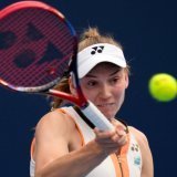 Elena Rybakina a pris le meilleur sur Iga Swiatek lundi en Arabie saoudite (archives). KEYSTONE/AP/NG HAN GUAN