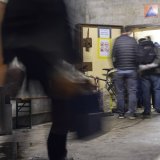 A Genève, l'ouverture d'un abri PC supplémentaire de 80 places à Champel permettra de proposer 577 places d'hébergement d'urgence (image d'illustration). KEYSTONE/MARTIAL TREZZINI