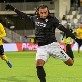 Theo Bair et le LS en déplacement à Bâle dimanche KEYSTONE/EPA/KIMMO BRANDT