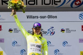 Paula Blasi a endossé le maillot jaune après sa victoire lors du contre-la-montre initial du TDRF. KEYSTONE/CYRIL ZINGARO