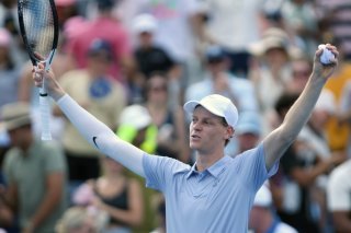 Jannik Sinner a remporté un 26e match de rang sur dur. KEYSTONE/EPA/MARK LYONS