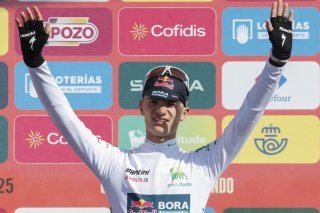 Giulio Pellizzari a signé sa plus belle victoire lors de la 17e étape de la Vuelta KEYSTONE/EPA/Javier Lizon