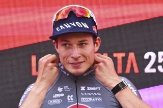 Jasper Philipsen a fêté vendredi son 3e succès sur cette Vuelta KEYSTONE/AP/Miguel Oses