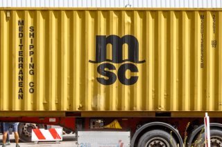 Le 6 novembre, MSC avait annoncé suspendre "jusqu'à nouvel ordre" ses livraisons terrestres de marchandises vers le Mali, en raison de "problèmes de sécurité" et de la "pénurie de carburant." KEYSTONE/DPA/MARKUS SCHOLZ