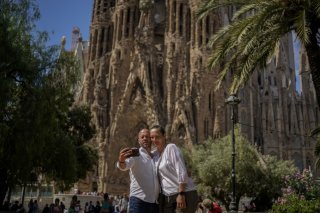 Les destinations urbaines sont les plus prisées pour les vacances 2026, devant les sites balnéaires. (archive) KEYSTONE/AP/JOAN MATEU