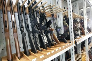 Un râtelier à fusils.