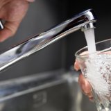 L'eau du robinet peut à nouveau être consommée normalement dans les hameaux de Bourdigny, Choully et Peissy de la commune de Satigny (GE). Les résultats des analyses démontrent l'absence de pollution bactériologique (illustration). KEYSTONE/LAURENT GILLIERON