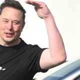 Elon Musk, propriétaire de la plateforme X, est convoqués le 20 avril par le parquet de Paris pour cybercriminalité (archives9. KEYSTONE/DPA/SEBASTIAN GOLLNOW