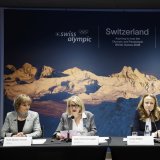 Ruth Metzler-Arnold, présidente de Swiss Olympic (à gauche), avec d'autres membres impliqués dans le projet Switzerland 2038