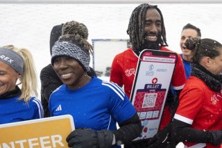 Julia Simic (à gauche) est la nouvelle adjointe du sélectionneur de l'équipe de Suisse dames Rafel Navarro. (Archives) KEYSTONE/PETER KLAUNZER