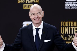 Gianni Infantino invoque une forte demande pour juger les tarifs exorbitants des billets pour la prochaine Coupe du monde. KEYSTONE/EPA/WILL OLIVER