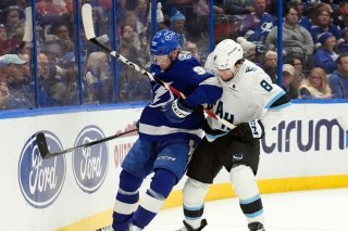 Janis Moser (à gauche) et le Lightning ont battu Utah 2-0 lundi KEYSTONE/AP/Chris O'Meara