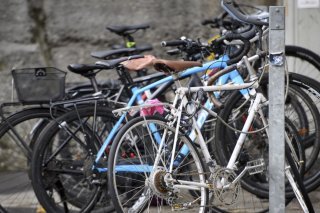 La Ville de Lausanne propose désormais, sur abonnement, un service pour Vélobox pour stationner les vélos à l'abri (image symbolique). KEYSTONE/LAURENT GILLIERON