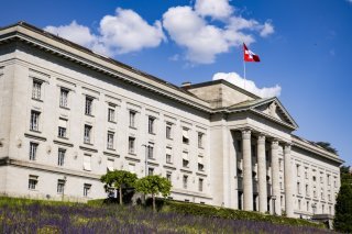 Le Tribunal fédéral confirme l'invalidation partielle de l'initiative genevoise fixant une distance entre les habitations et les carrières. (archives) KEYSTONE/JEAN-CHRISTOPHE BOTT