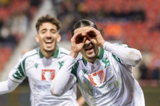 La célébration d'Elias Pasche après son égalisation face à Neuchâtel Xamax en Coupe de Suisse mardi. KEYSTONE/CYRIL ZINGARO