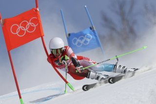 7ème du slalom en 2022 à Pékin, Camille Rast fera partie des favorites aux médailles cette année.