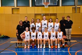 La première équipe d'Hélios Basket au grand complet